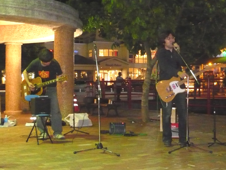 �A�R�M�ƃG���L�ƂЂ˂��ꂽ�S�@���b�v�b�v�W�R